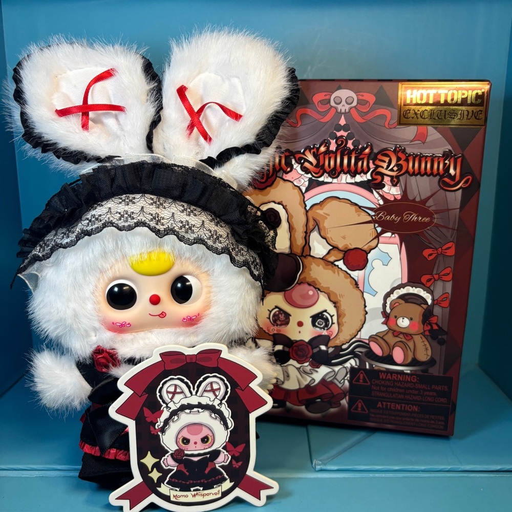 Cureplaneta - Baby Three - Gothic Lolita Bunny Plush - Momo Whisperveil Excl.